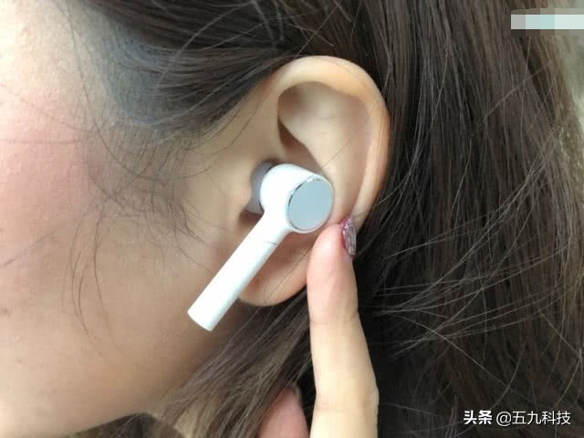 蓝牙耳机开箱及其实测,小米air耳机开箱视频