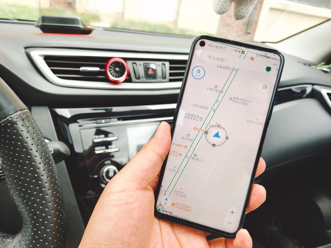 和小米有品合作后车萝卜HUD成百元车宠?深度体验后告诉你答案