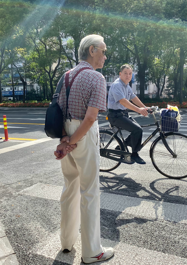 穿搭超级潮流的老爷爷,中国精神老爷爷潮流穿搭