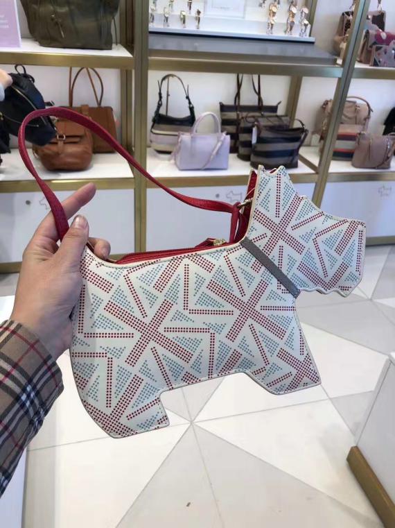 英国购物点比斯特,英国比斯特购物中心攻略