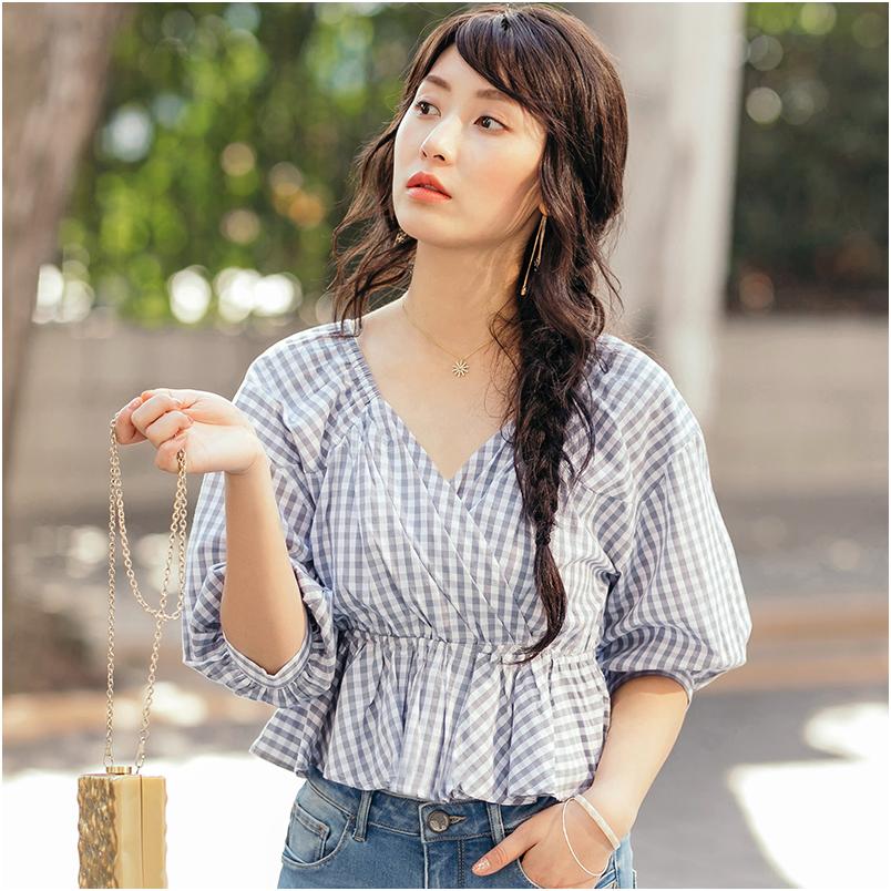 v领时尚显瘦遮肉,v领性感时尚显瘦法则