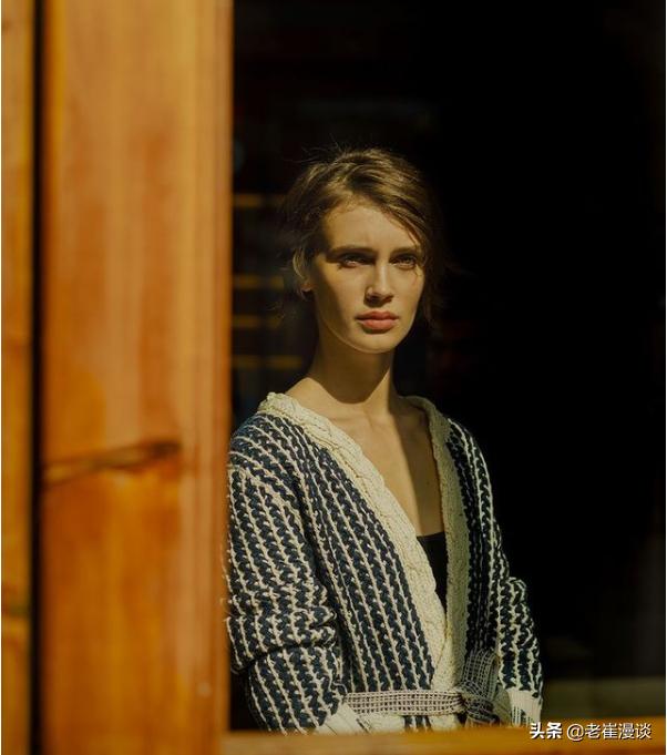 情色的皮囊下,《双面情人》隐现人类的繁衍、万物的物竞天择