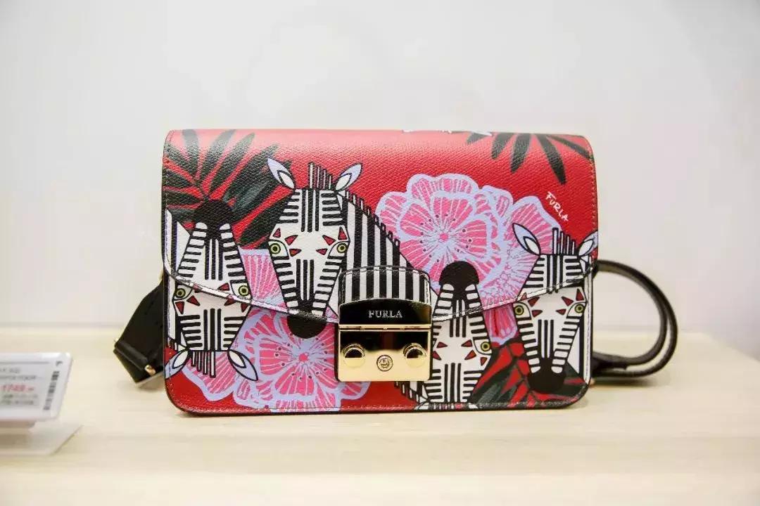 西湖边“空降”3000+好物！全国首家网易考拉旗舰店来啦，冲鸭！