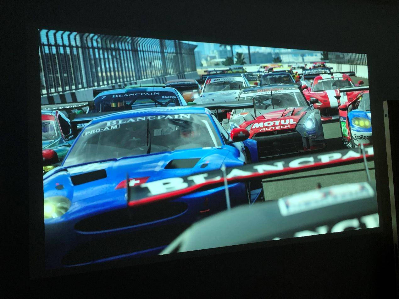 让人眼前一亮的高科技产品,坚果x3投影的测评