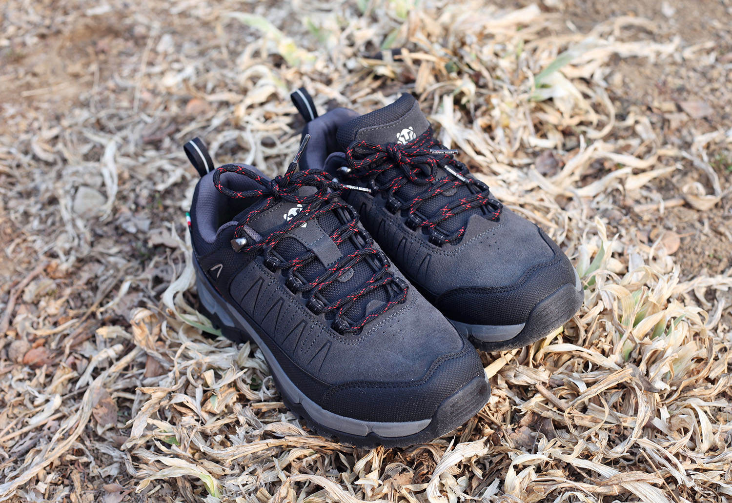 兼顾城市和户外徒步的登山鞋,探路者专业户外登山徒步鞋男