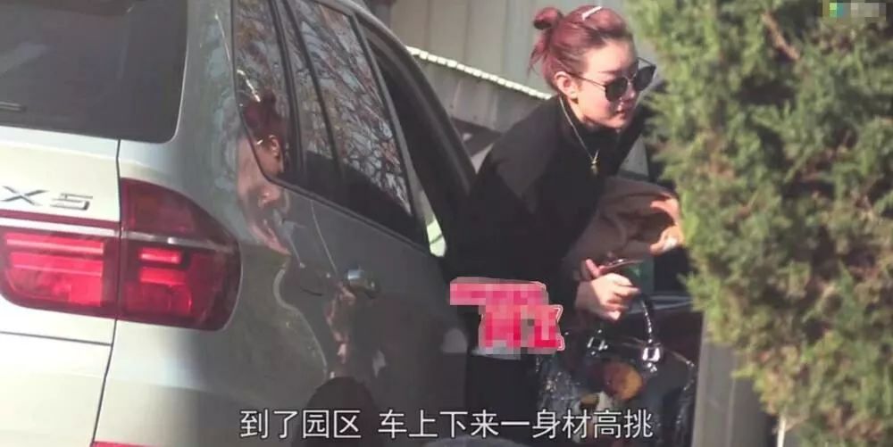 新女友才被马蓉骂成馊包子,王宝强就夜里零丁去前妻家接儿子了？