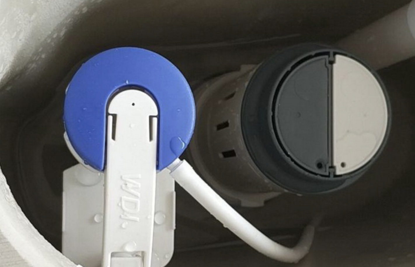 直冲式马桶和虹吸式马桶哪种最好,直冲式马桶和虹吸式马桶的区别