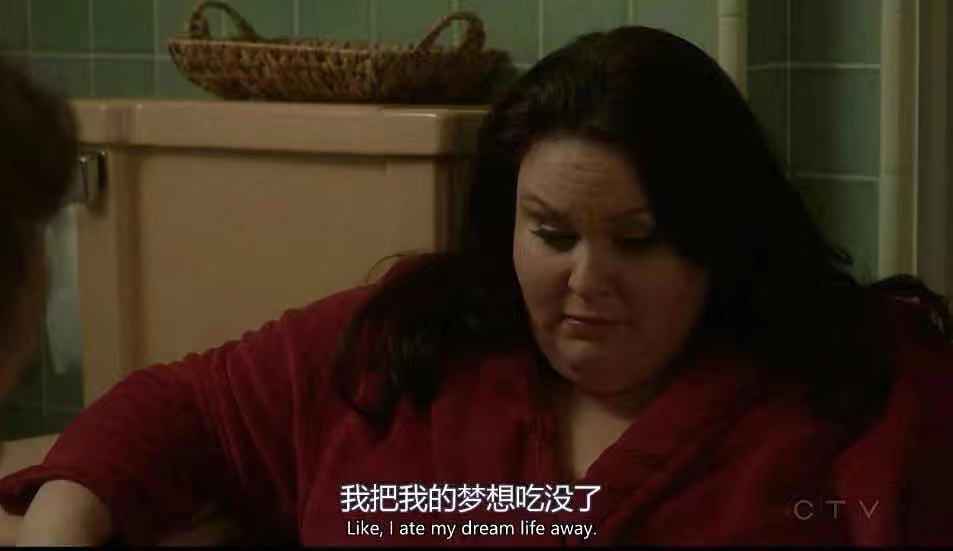 吃得多的女生,吃得很多很胖的女孩