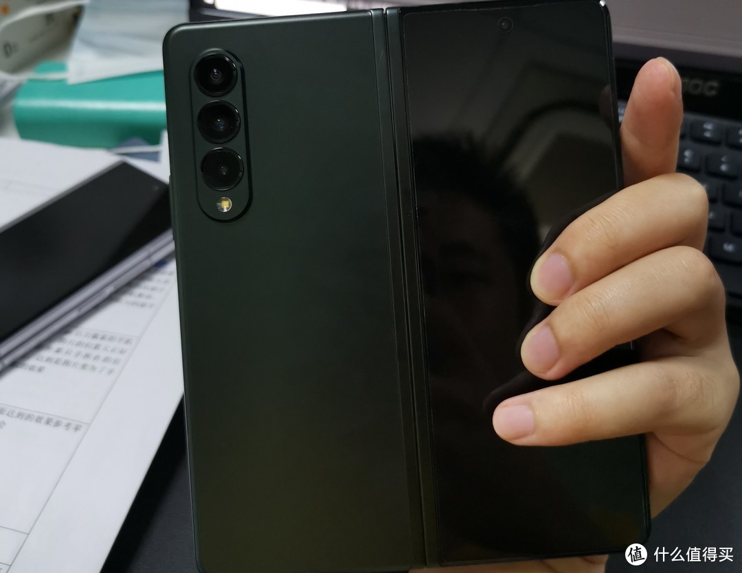 三星折叠屏手机zfold3能折叠多久,真香折叠屏
