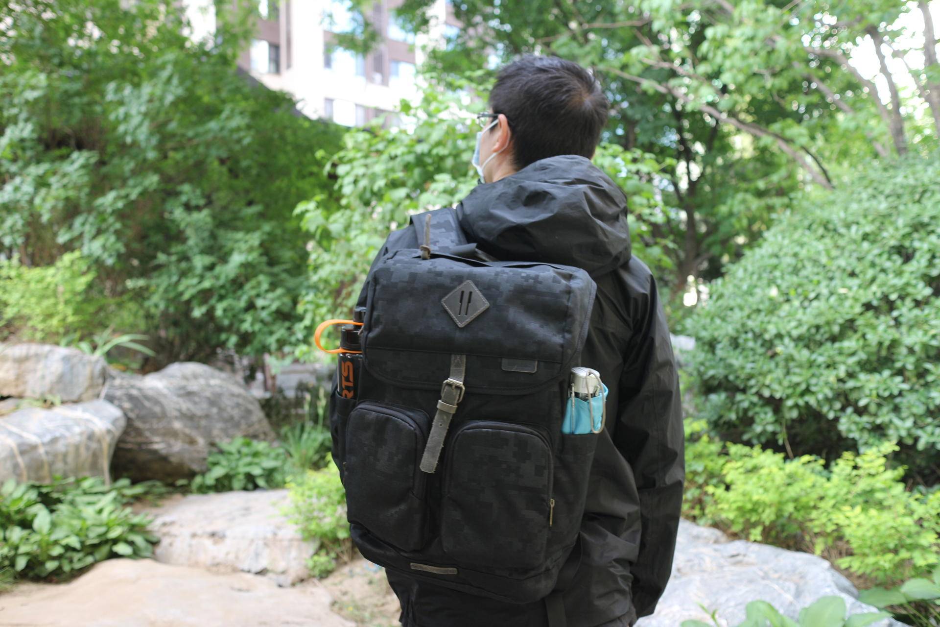 旅行超帅双肩包,tomtoc双肩包测评