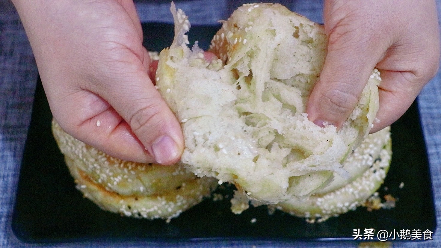 香酥五香烧饼的做法视频,烤箱做五香烧饼的制作方法和配料