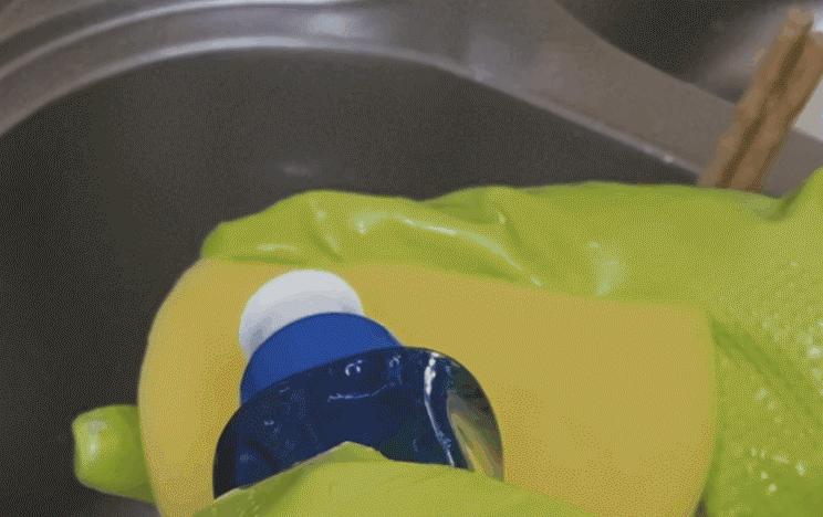 洗洁精哪个洗得干净没残留,洗洁精怎么用才清洗得干净