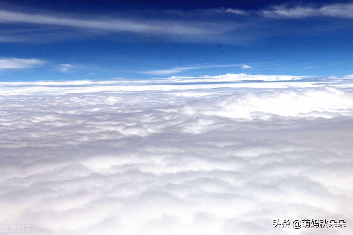 仰望天空感受大自然的美,仰望天空是一种享受