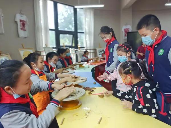 登封市中小学生开学,登封新生入学