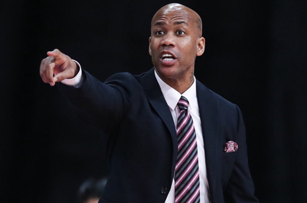 北控27分惨败广厦,最近三场北控三败输给谁了