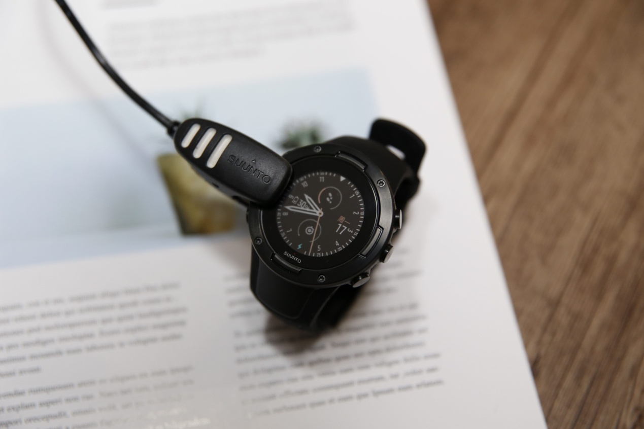 颂拓suunto3fitness智能手表功能,颂拓5专业智能腕表评测