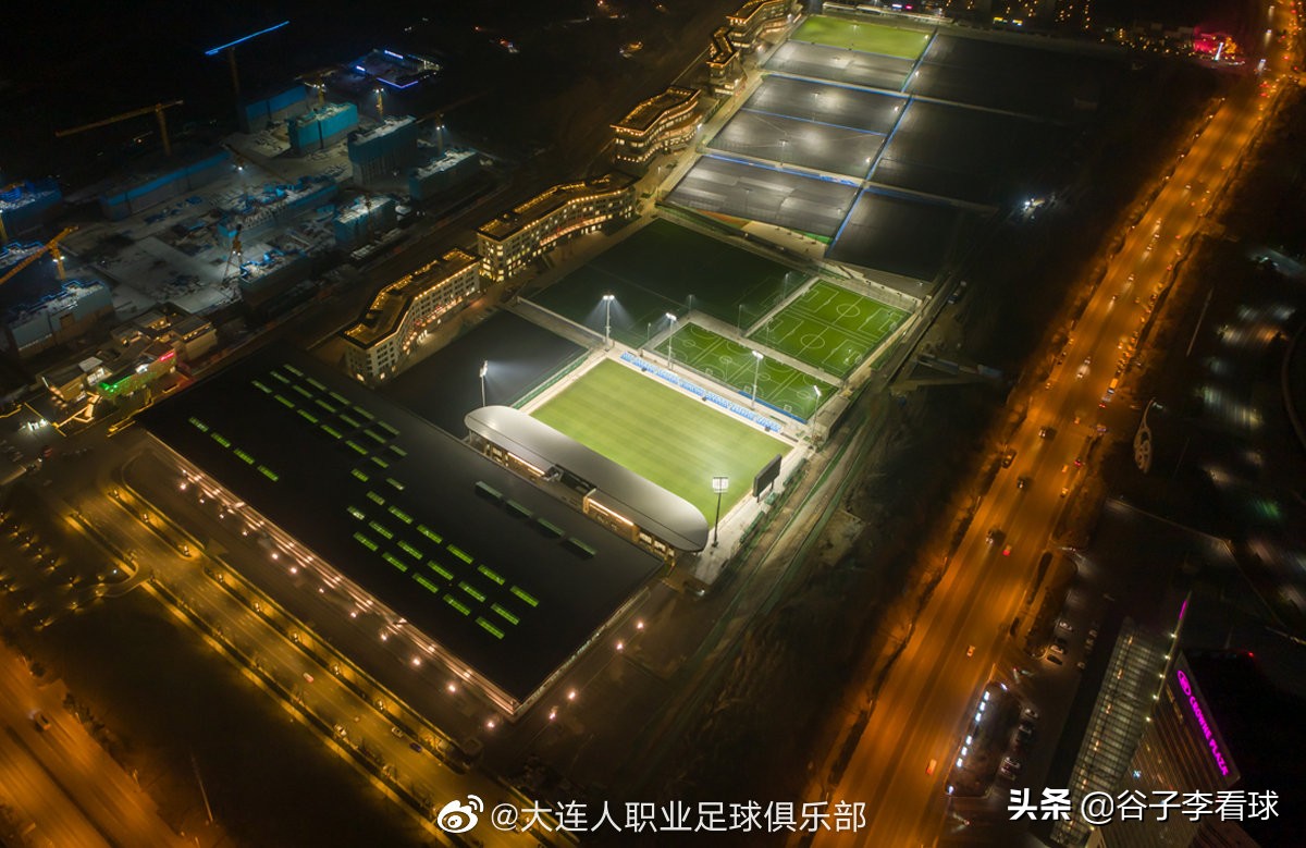 大连青训足球基地室内足球场对外,大连青训足球基地视频航拍