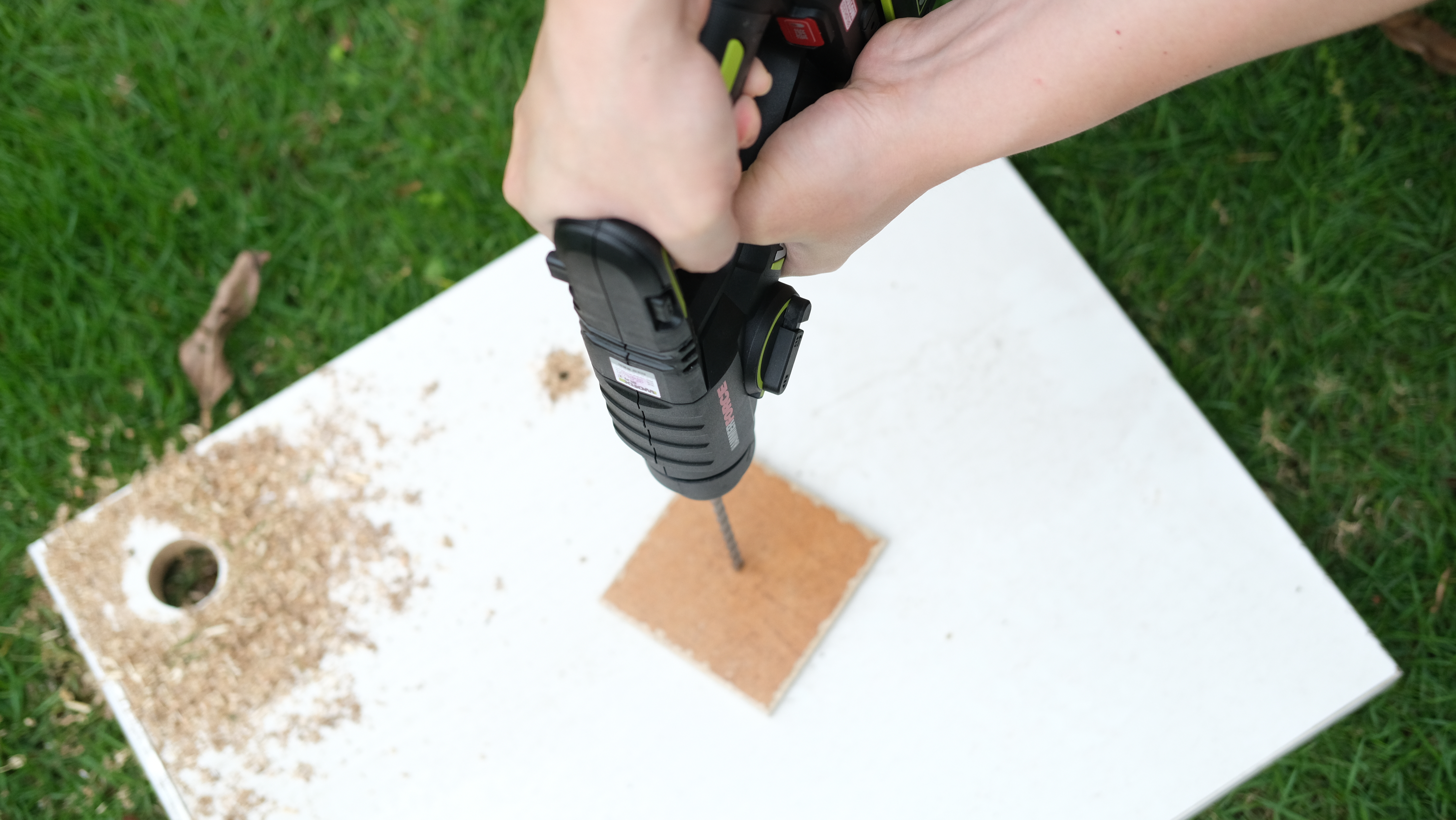 家用电钻钻瓷砖用什么钻头,电钻钻瓷砖的钻头