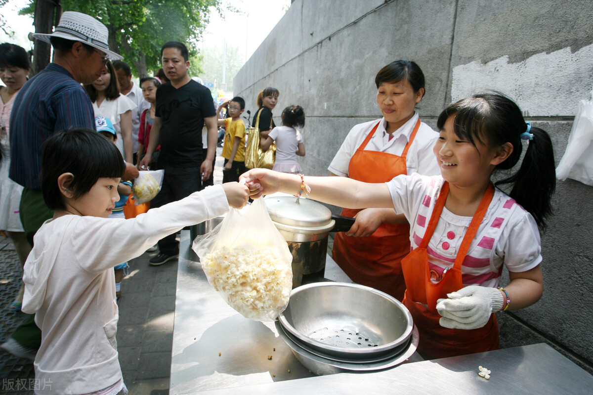 山东村民卖杂粮煎饼年入百万,山东杂粮煎饼真实收入