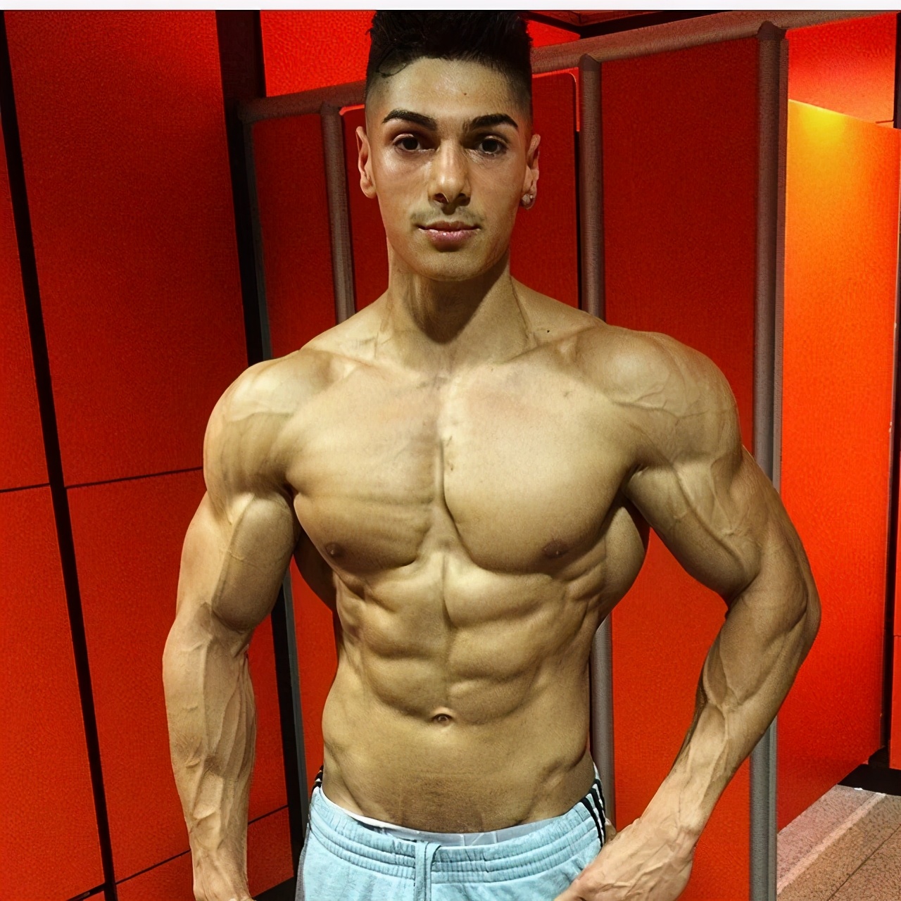 增肌每天的训练应该怎么练,增肌瓶颈期怎么突破