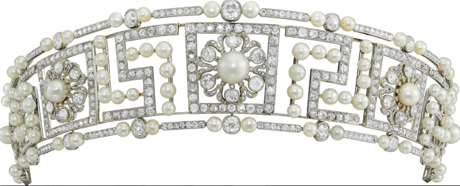 刘嘉玲收藏的王冠是多少钱,刘嘉玲的古董皇冠