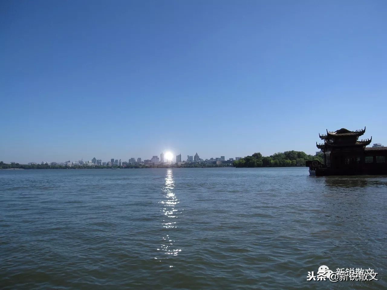 印象西湖雨英文演唱,印象西湖雨原版