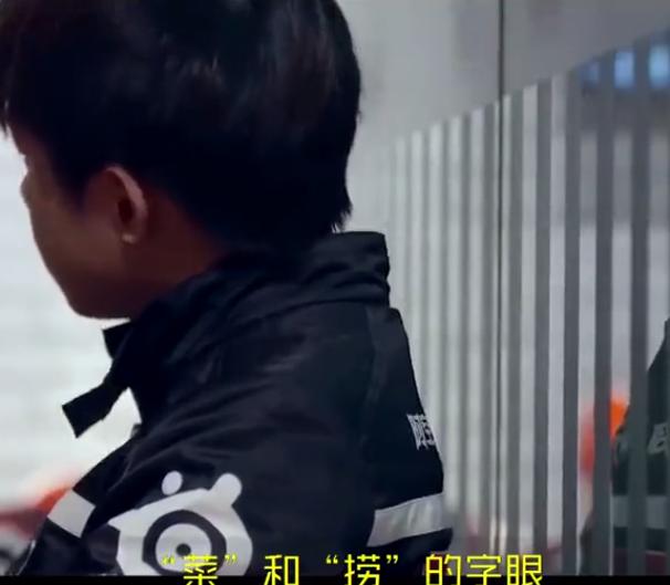 lck夏季赛faker替补skt新中单上场,skt王朝faker