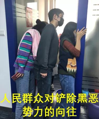 饮水机出了一只蟑螂怎么办,饮水机接出来的蟑螂能活多久