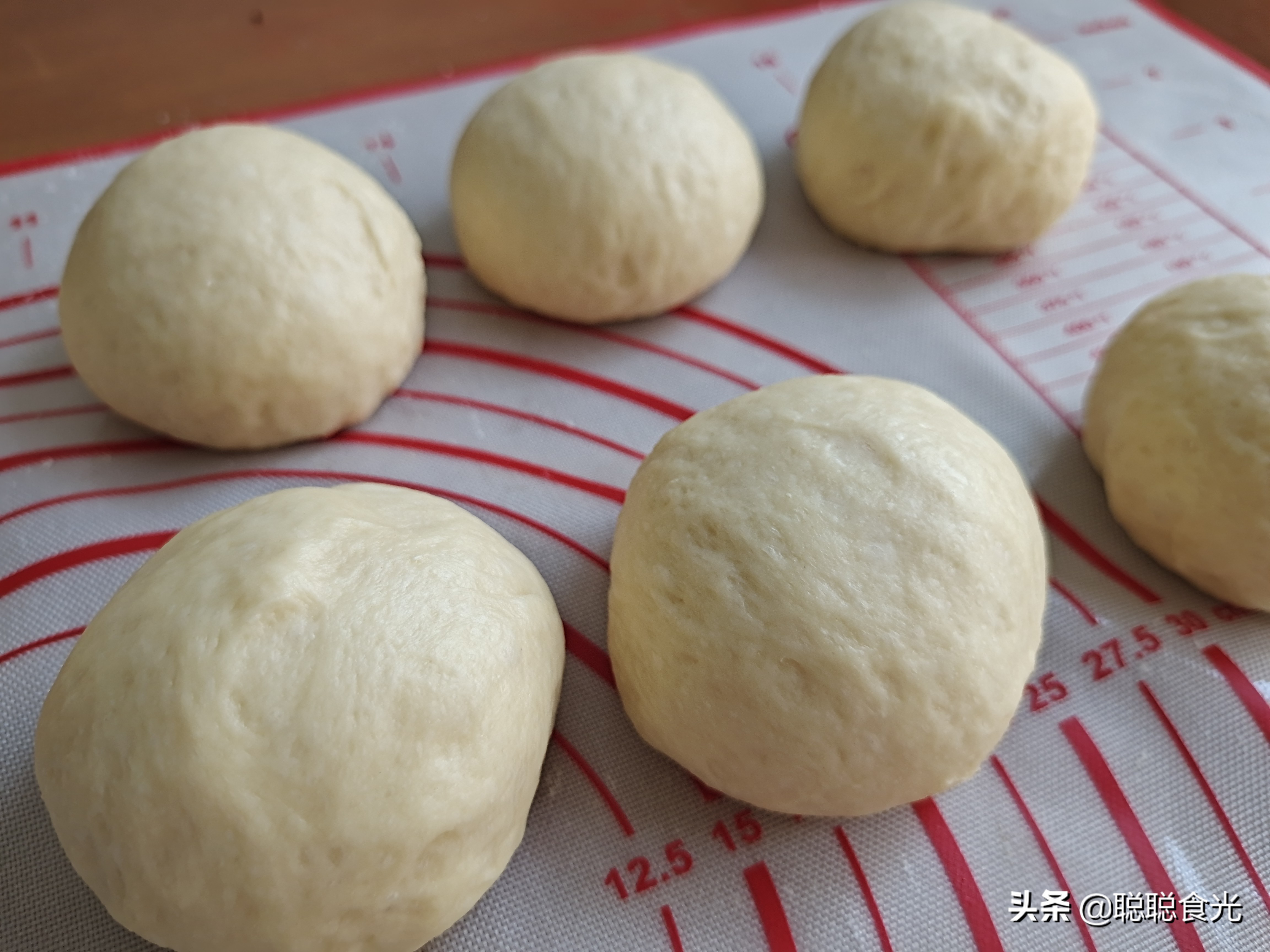 家庭酸奶麻花简单做法,家庭版酸奶麻花做法