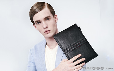 男士手提包如何搭衣服夏季,男士手提包加背包