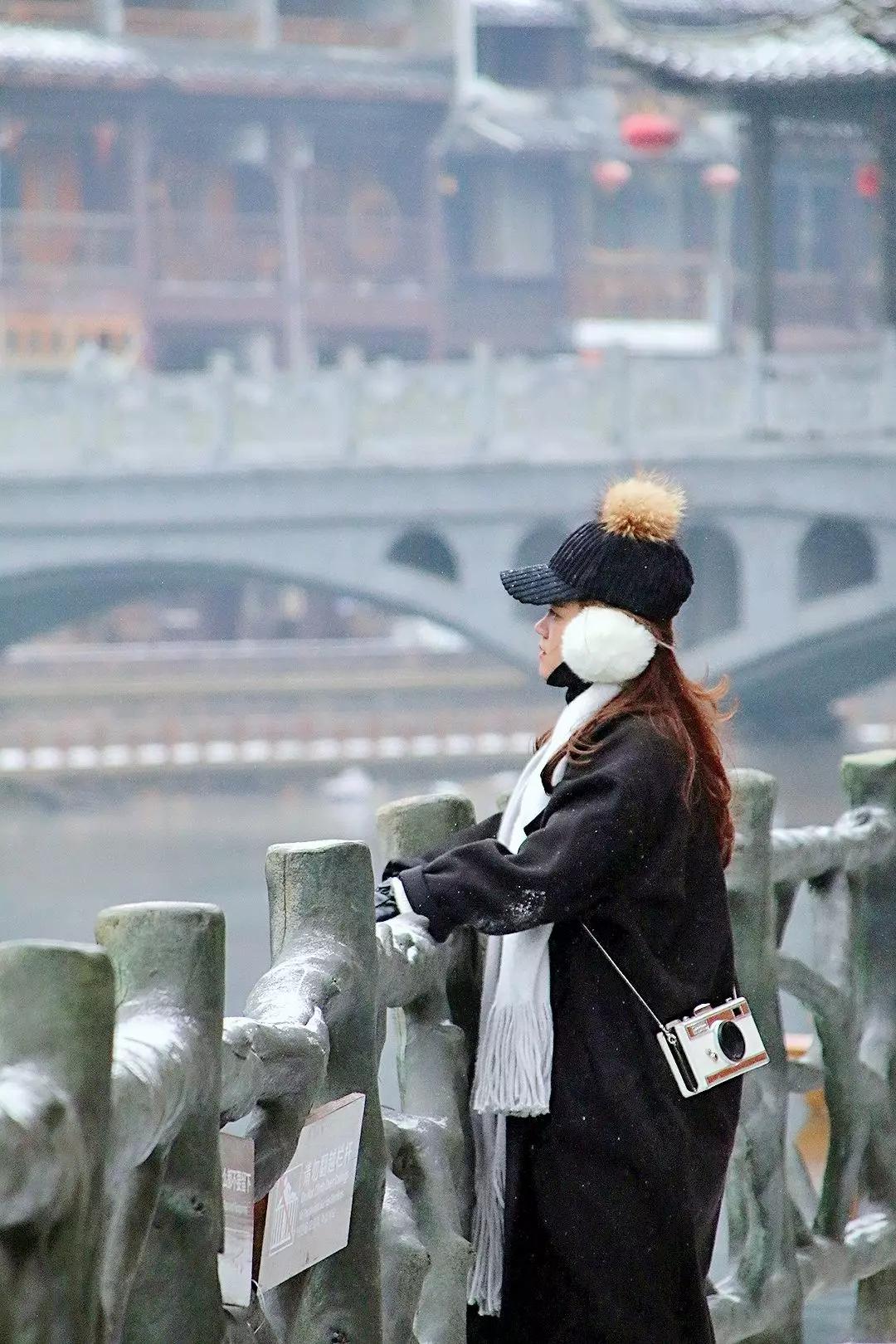 业余自由摄影师靠什么赚钱,摄影师是如何赚钱的