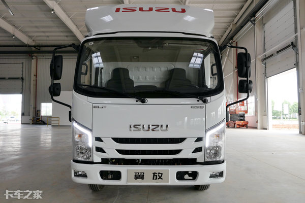 江西五十铃发布翼放轻卡新品,江西五十铃推出首款翼放es轻卡