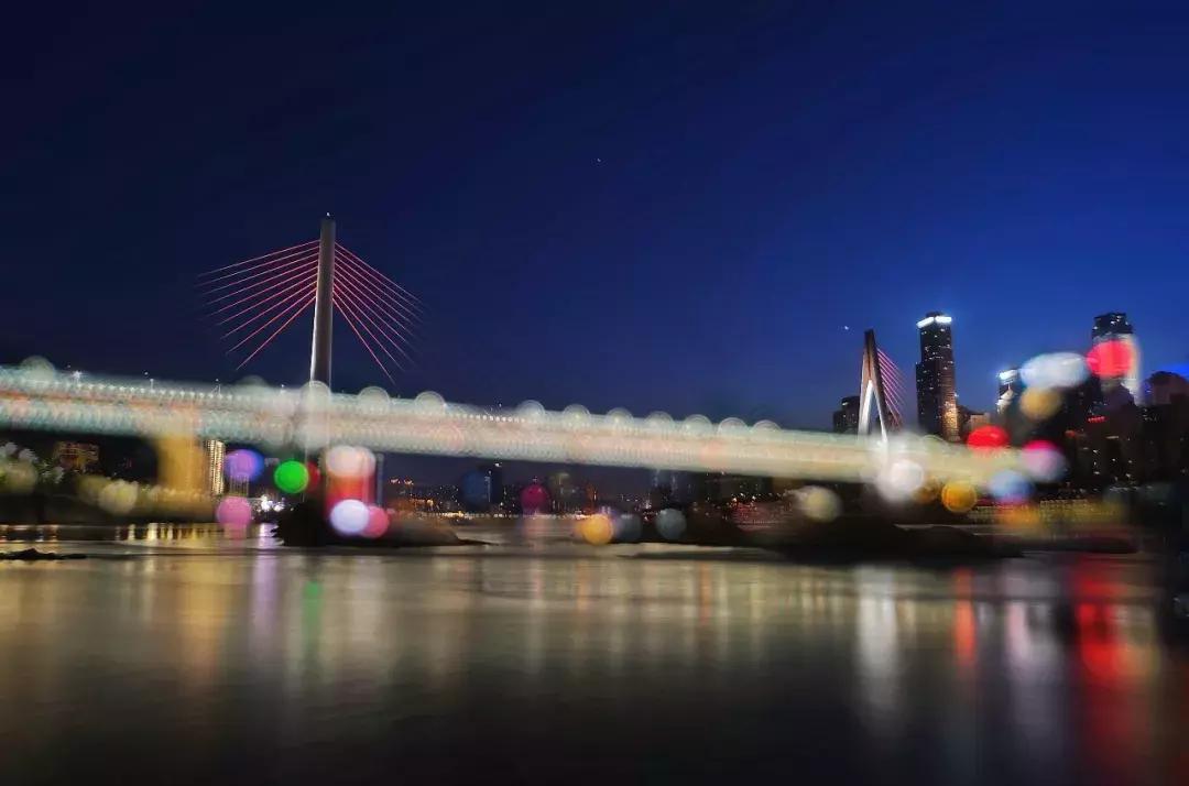 华为手机中的相机功能怎么使用,华为手机自带相机怎么设置时间