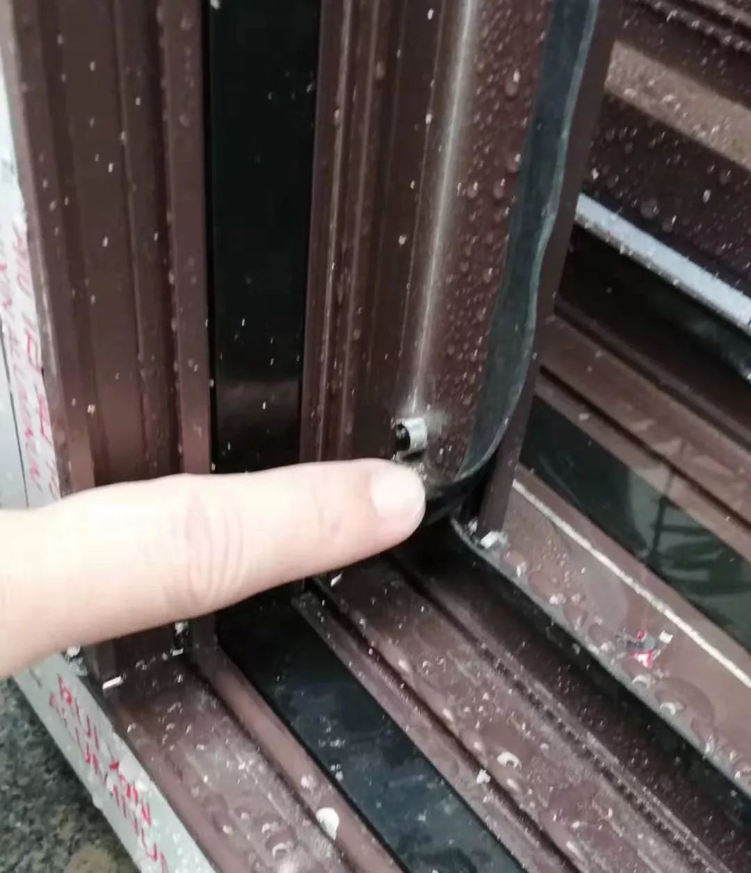 断桥铝门窗好坏的鉴别方法,怎么鉴别断桥铝门窗的好坏