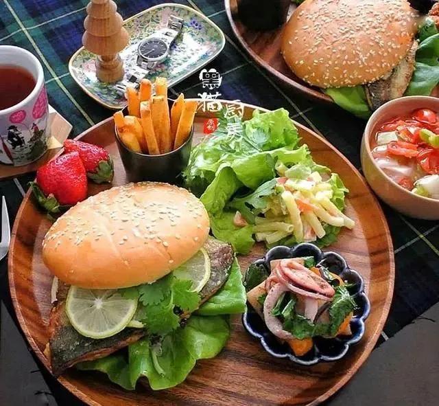 中国妈妈和日本妈妈比赛晒早餐,网友:真羡慕,难怪幸福感满满