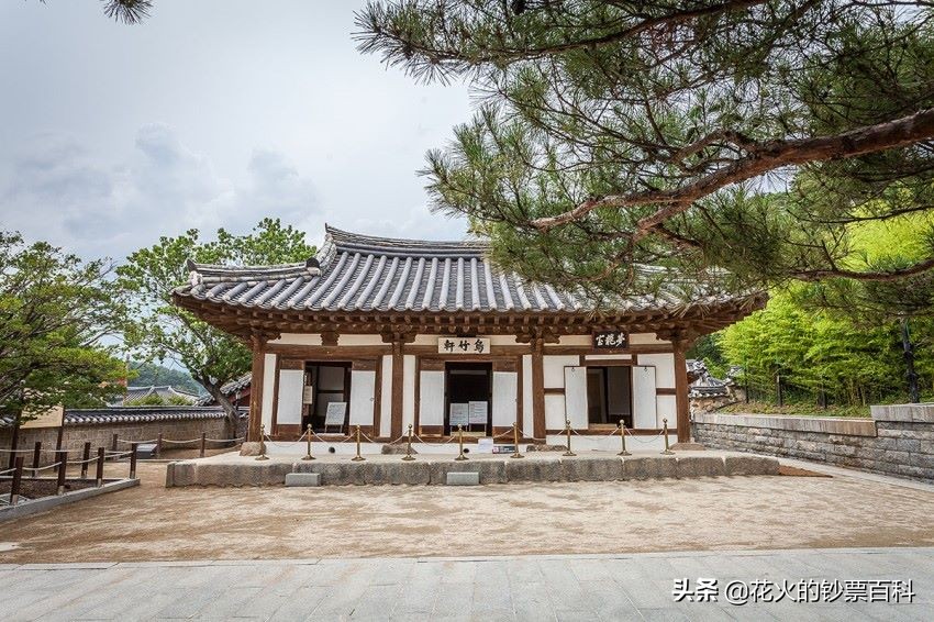 韩国1000元纸币人物是谁,韩国5000元纸币上面是谁