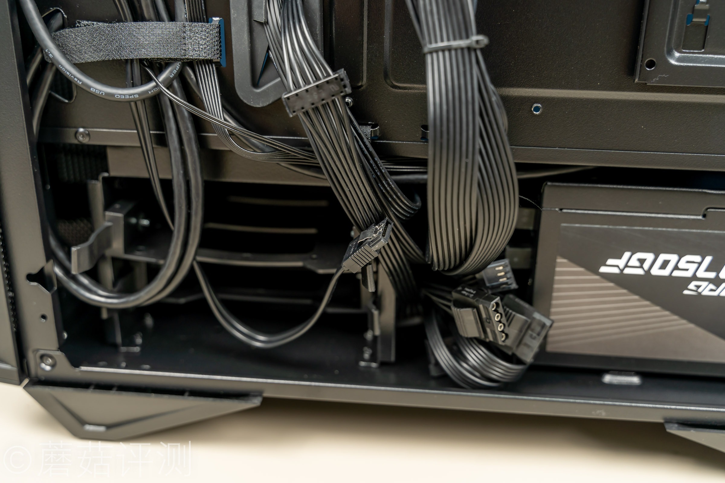 微星宙斯盾z5冷游戏机,微星宙斯盾z5值不值得买