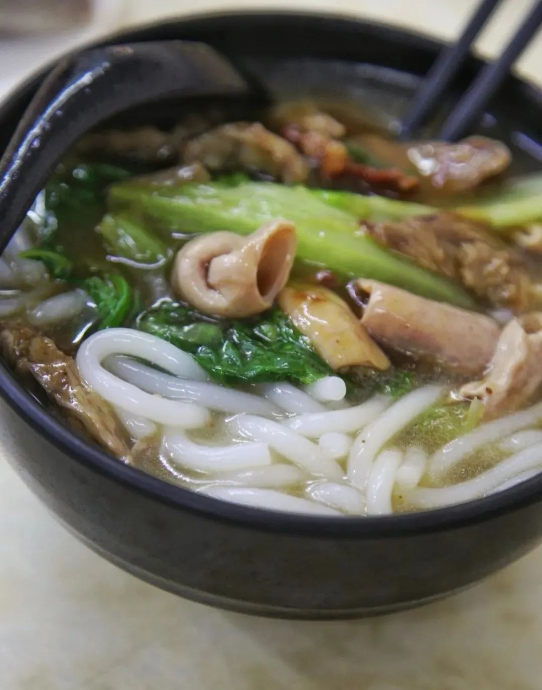 中山多娇，石岐美妙，传统早茶，粥粉面饭，糖水小食，要不要？