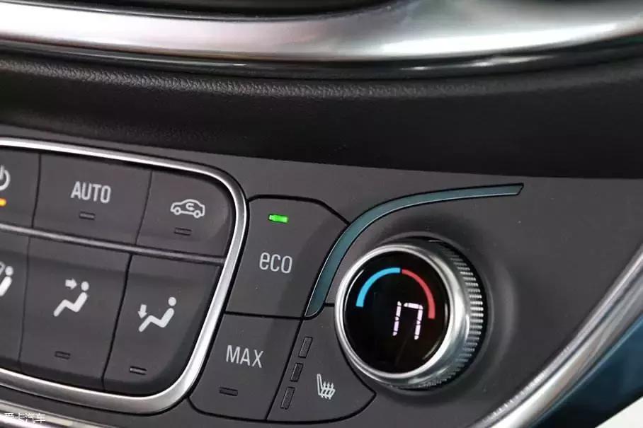 雨季车内除湿有妙招快来了解一下,雨季如何去除车内异味