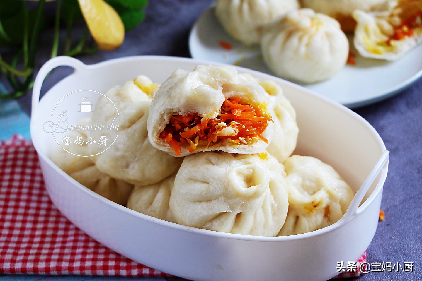 在家早餐小笼包子做法,自制香喷喷的包子和家常菜