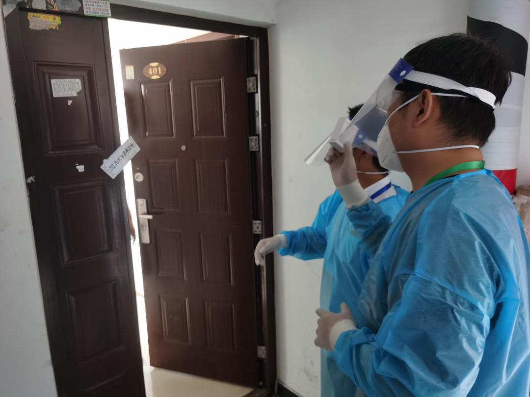 向抗疫一线人员致敬感人视频,向坚守在抗疫一线的物业人致敬