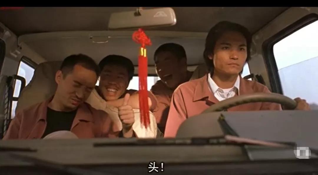 只要思想自由,只要开心坐在家里也可以周游世界