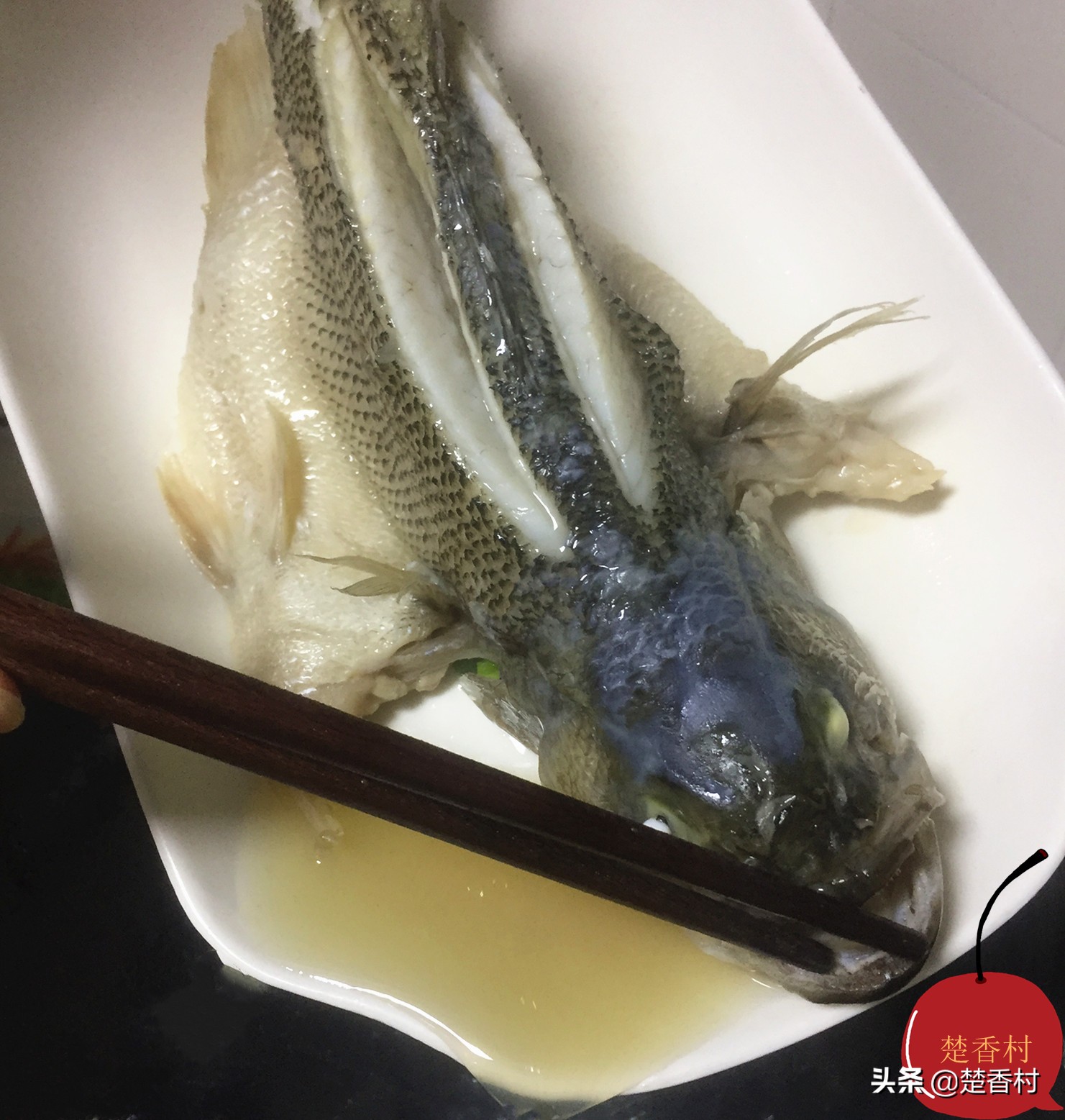 清蒸鲈鱼最正确的方法,清蒸鲈鱼各种最正宗的方法