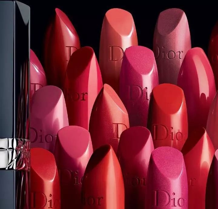 一套口红不掉色哑光,一套完整的口红