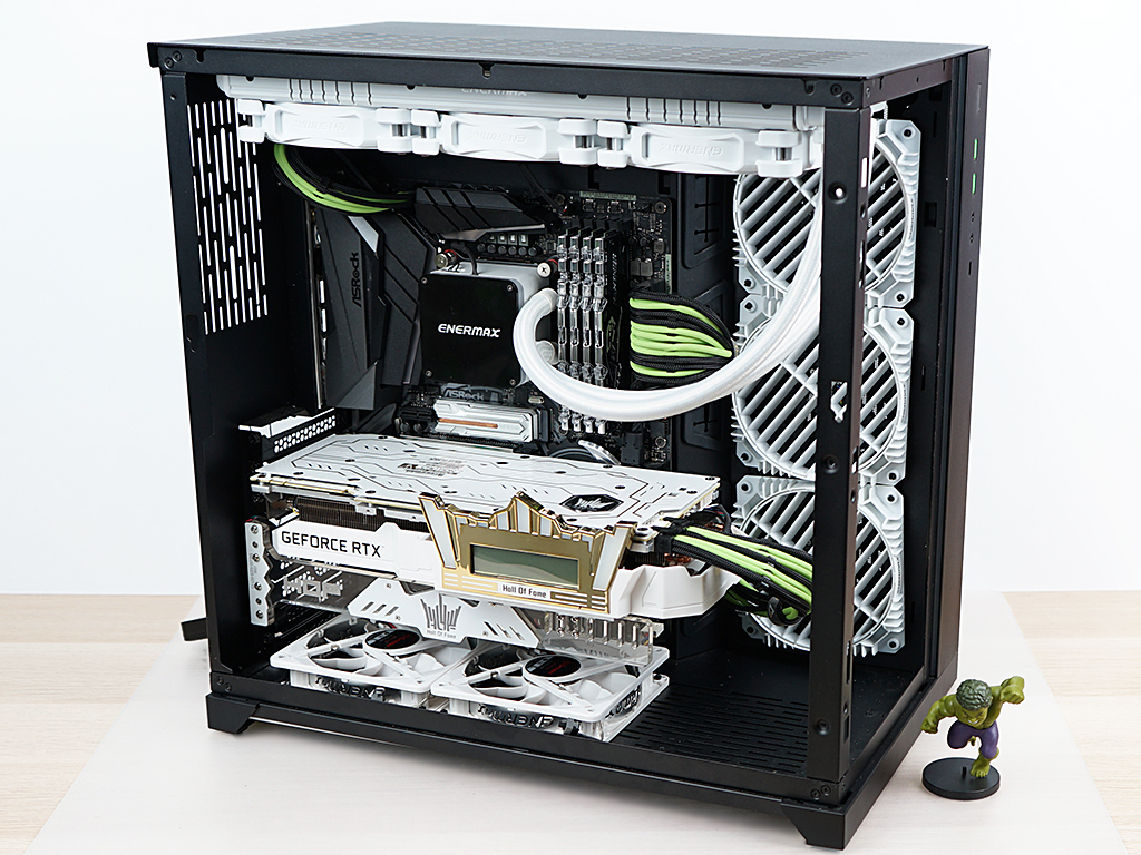 rtx2080名人堂10周年,黑白拼色主机