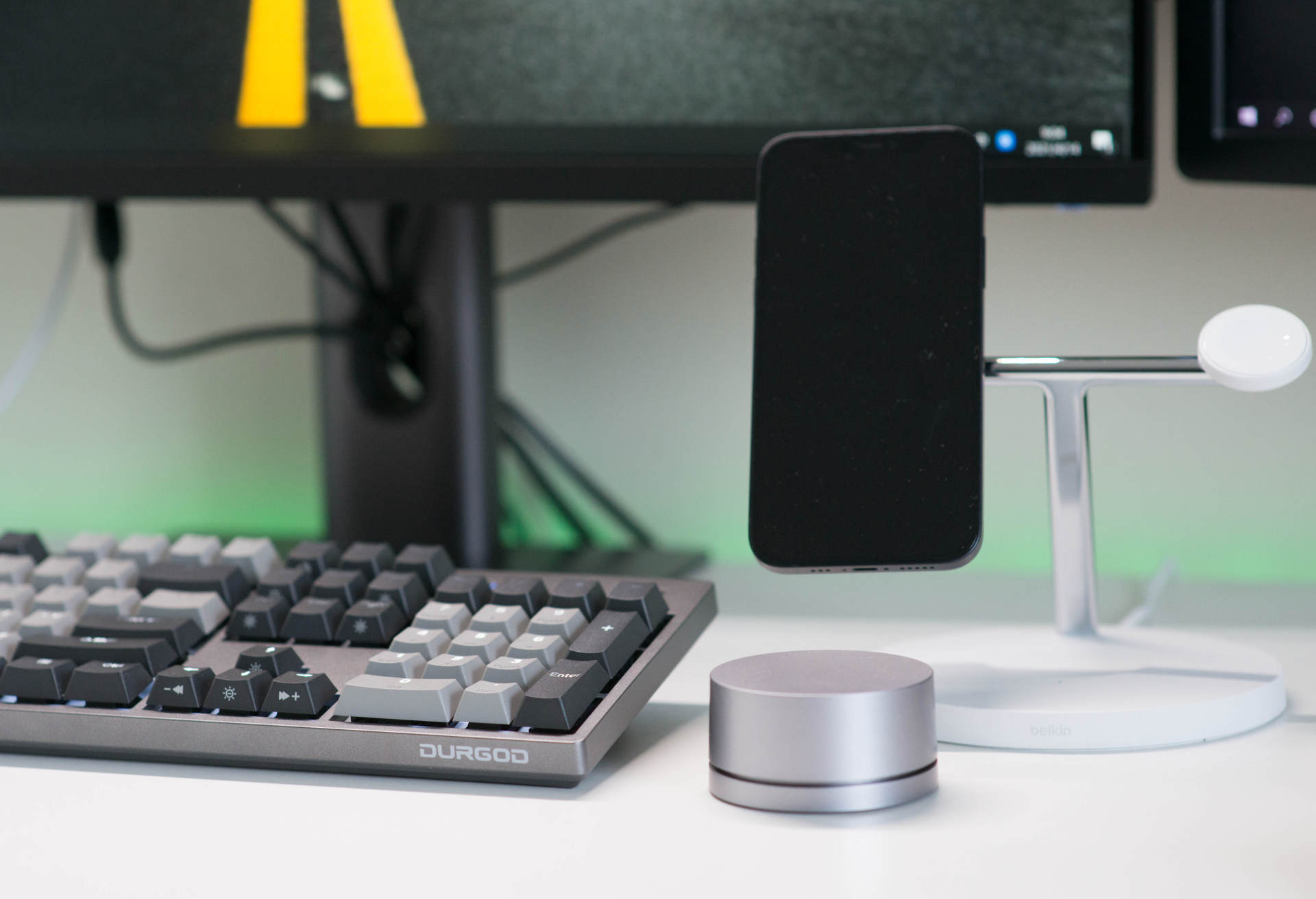 中端机械键盘王者轴体手感真实体验，青轴和银轴横评