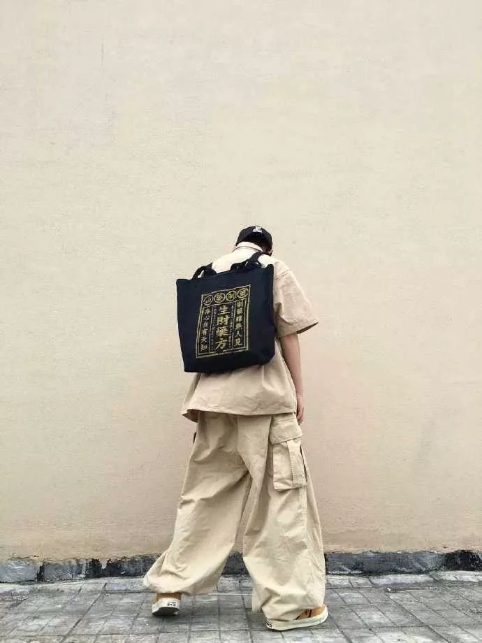 冬季时髦穿搭教程,换季穿搭怎么才能受妹子欢迎