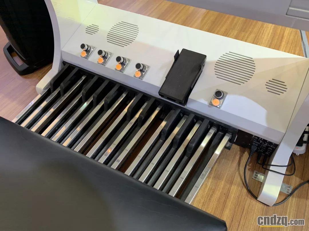 吟飞rs760怎么升级,上海乐展参展