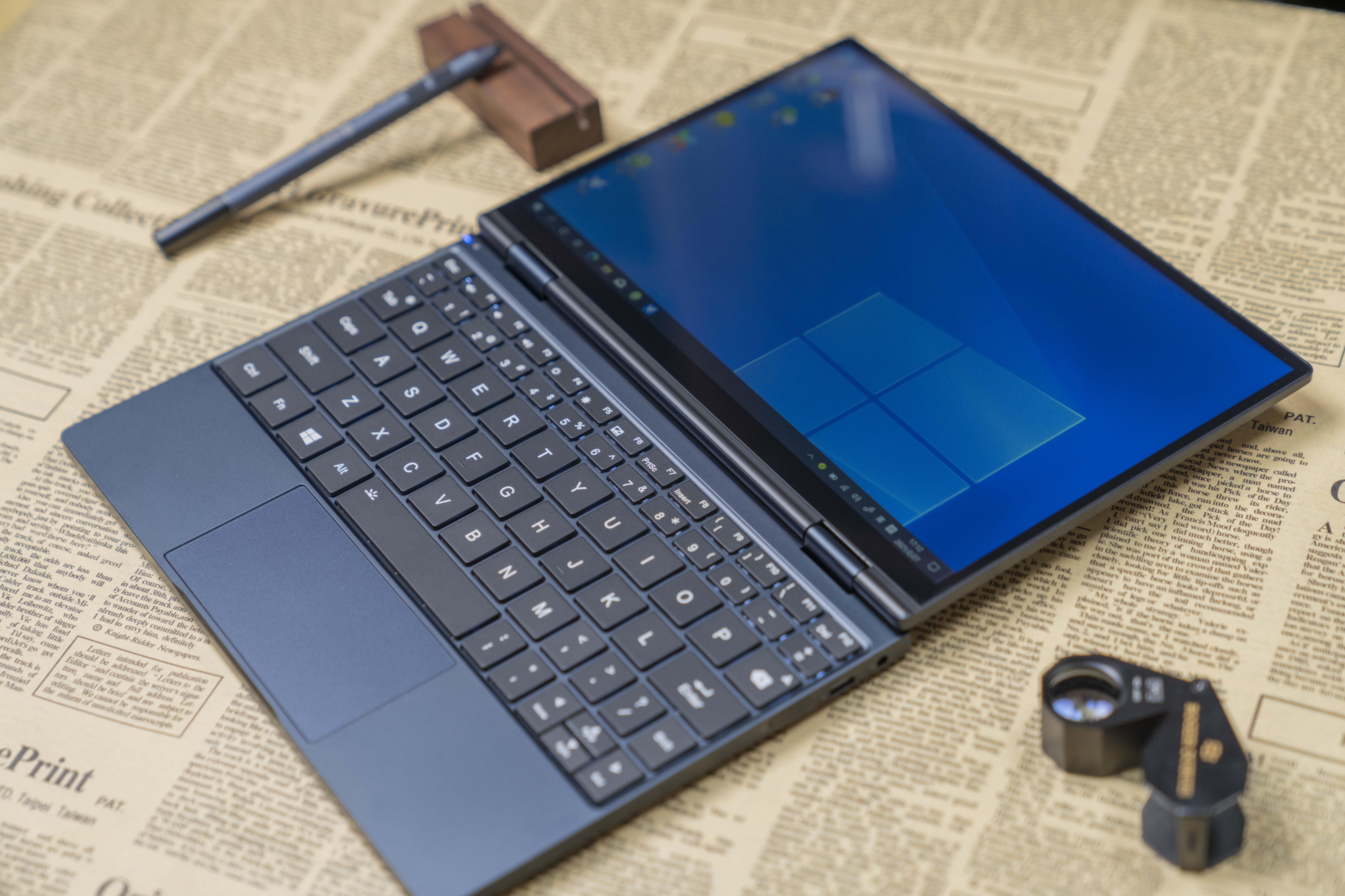 掌上电脑壹号本4代,移动办公便携笔记本推荐