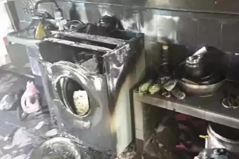 【原创】拒绝美国集体诉讼指控的三星电器曾炸飞用户大门（多图）